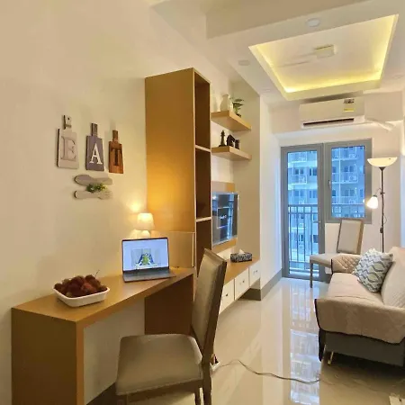 Sleek 1 Bedroom Apt At Fame Residences With Balcony